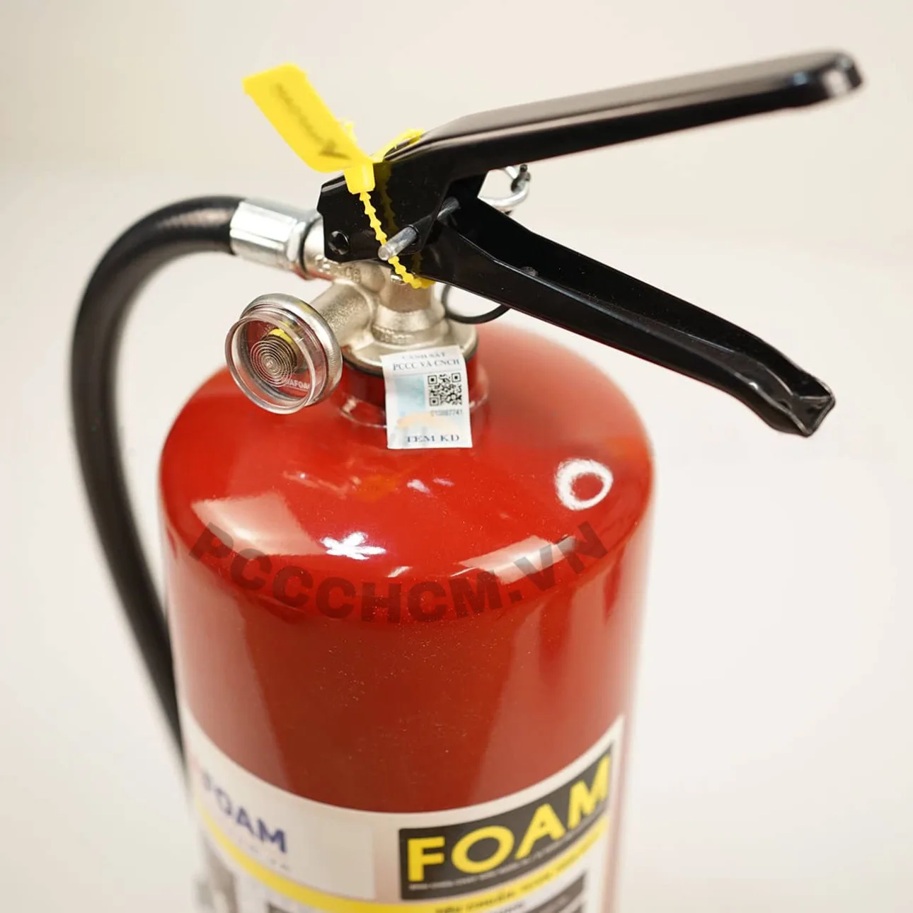 Bình chữa cháy bọt foam 3 lít Vinafoam V3F (Tem PCCC) Bình chữa cháy bọt foam 3 lít Vinafoam V3F (Tem PCCC)
